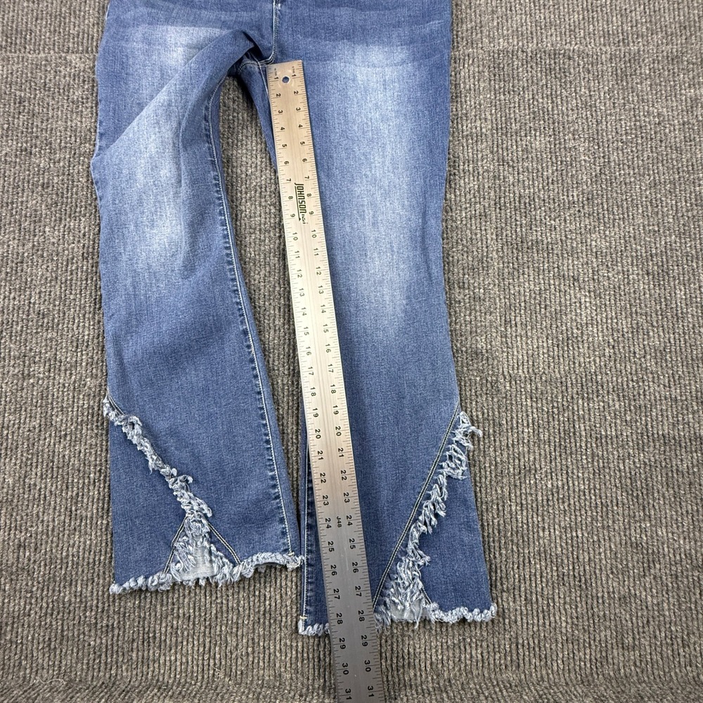 Coco + Carmen Flare Leg Jeans Womens Size XL Blue Frayed Hem V-Cut Ankle Denim - Picture 6 of 12